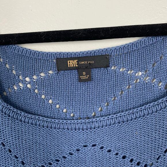 FRYE Blue Square Neck Knit Blouse Geometric Short‎ Sleeve Stretch Size Medium - Picture 2 of 7